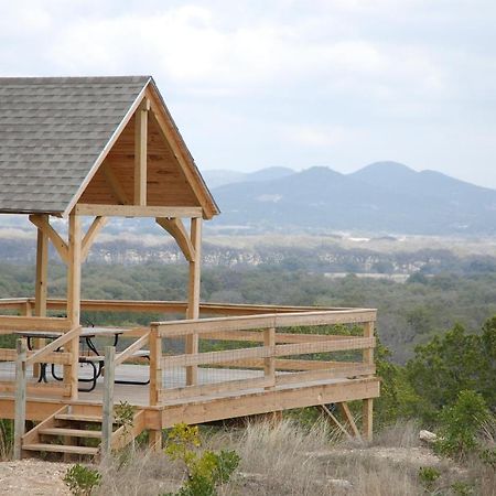 Quiet Utopia Cabin With Deck And Mountain Views! Екстер'єр фото